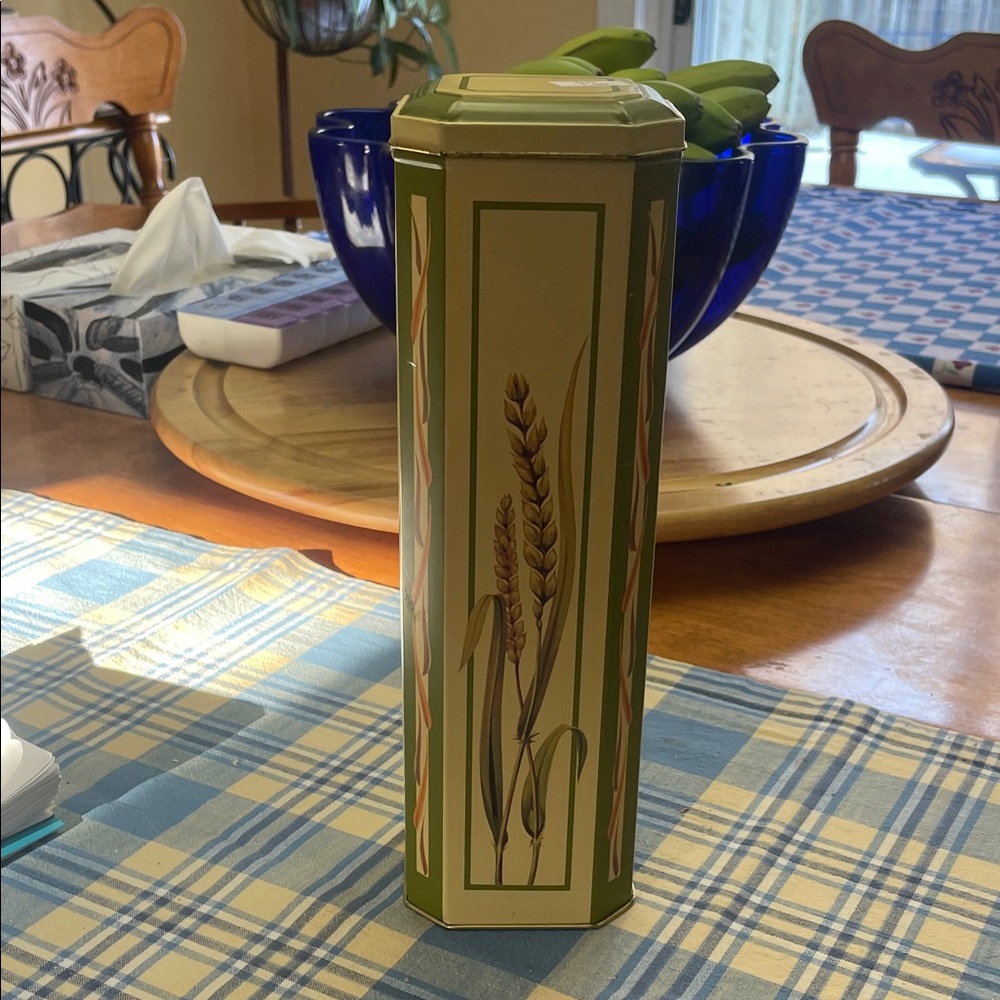 Rustic Green Wheat Design Tin by [italy ]